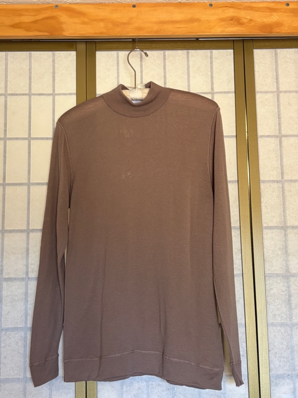 Everlane Women's Fine Gauge, Sheer Taupe Mock Neck Sweater 100% Wool, Size L